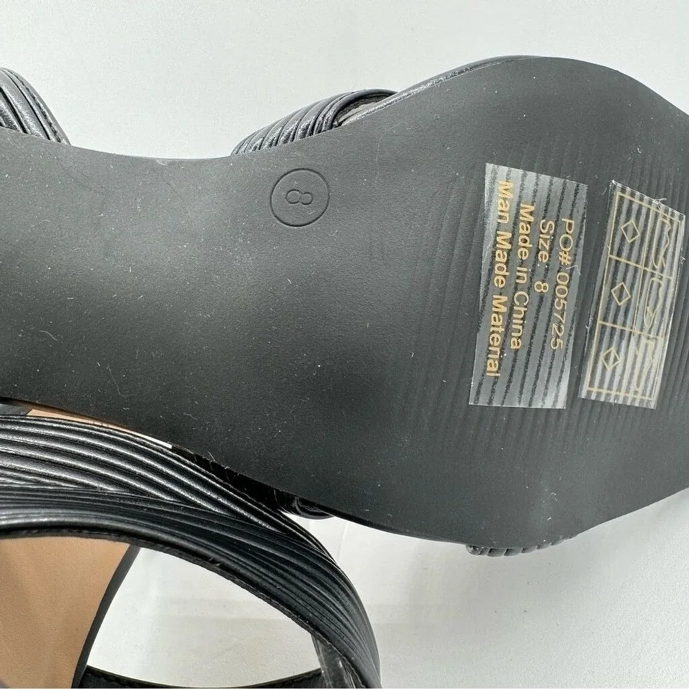 JOURNEE‎ ANNETT WOMENS SHOES W/ GOLD ACCENT HEELS SIZE 8 CLR BLACK/GOLD NWT